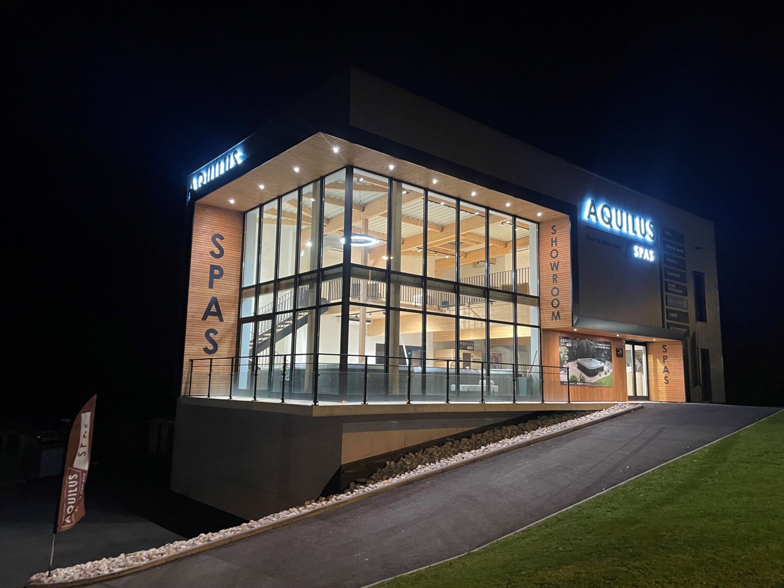 Nouveau showroom bien-etre Aquilus Paray le Monial (5)